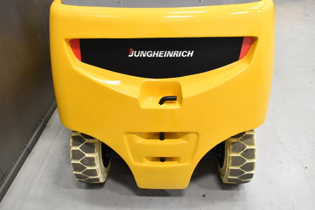 JUNGHEINRICH EFG 540 K Vierradstapler gebrauchter Gabelstapler